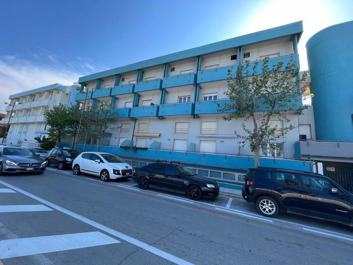 Appartamento Fronte Mare Civitanova Marche Exterior foto